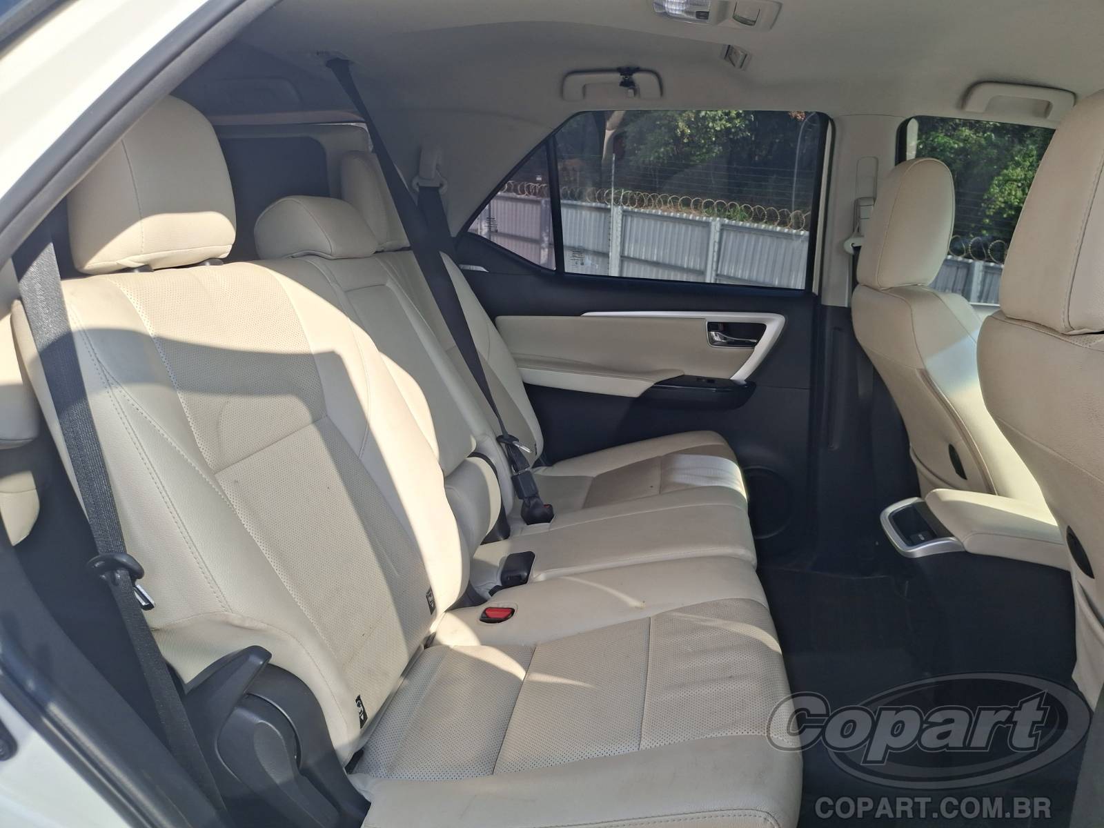 2019 TOYOTA SW4 — foto 6 de 11