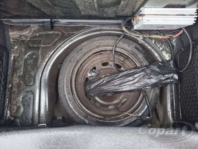 2012 VOLKSWAGEN FOX 