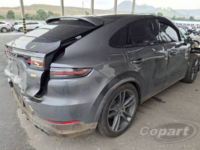 2020 PORSCHE CAYENNE COUPE 