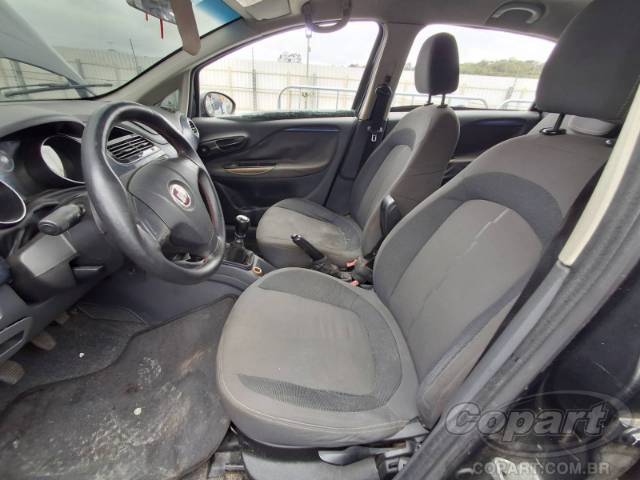 2014 FIAT PUNTO 