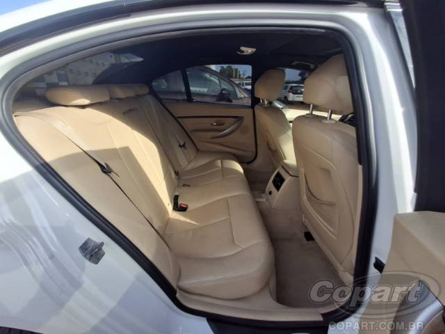 2016 BMW SERIE 3 