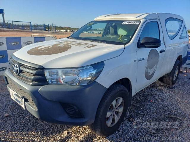 2019 TOYOTA HILUX CS 