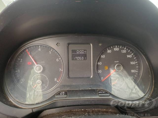 2011 VOLKSWAGEN FOX 