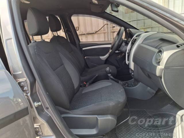 2020 RENAULT DUSTER 