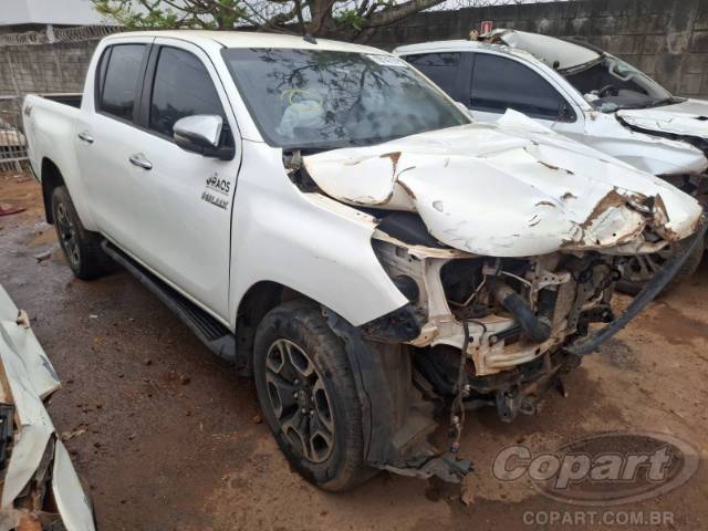 2023 TOYOTA HILUX CD 