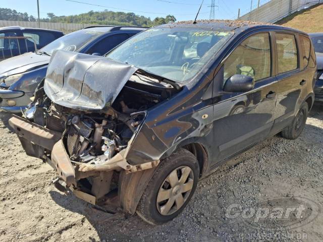2010 NISSAN LIVINA 