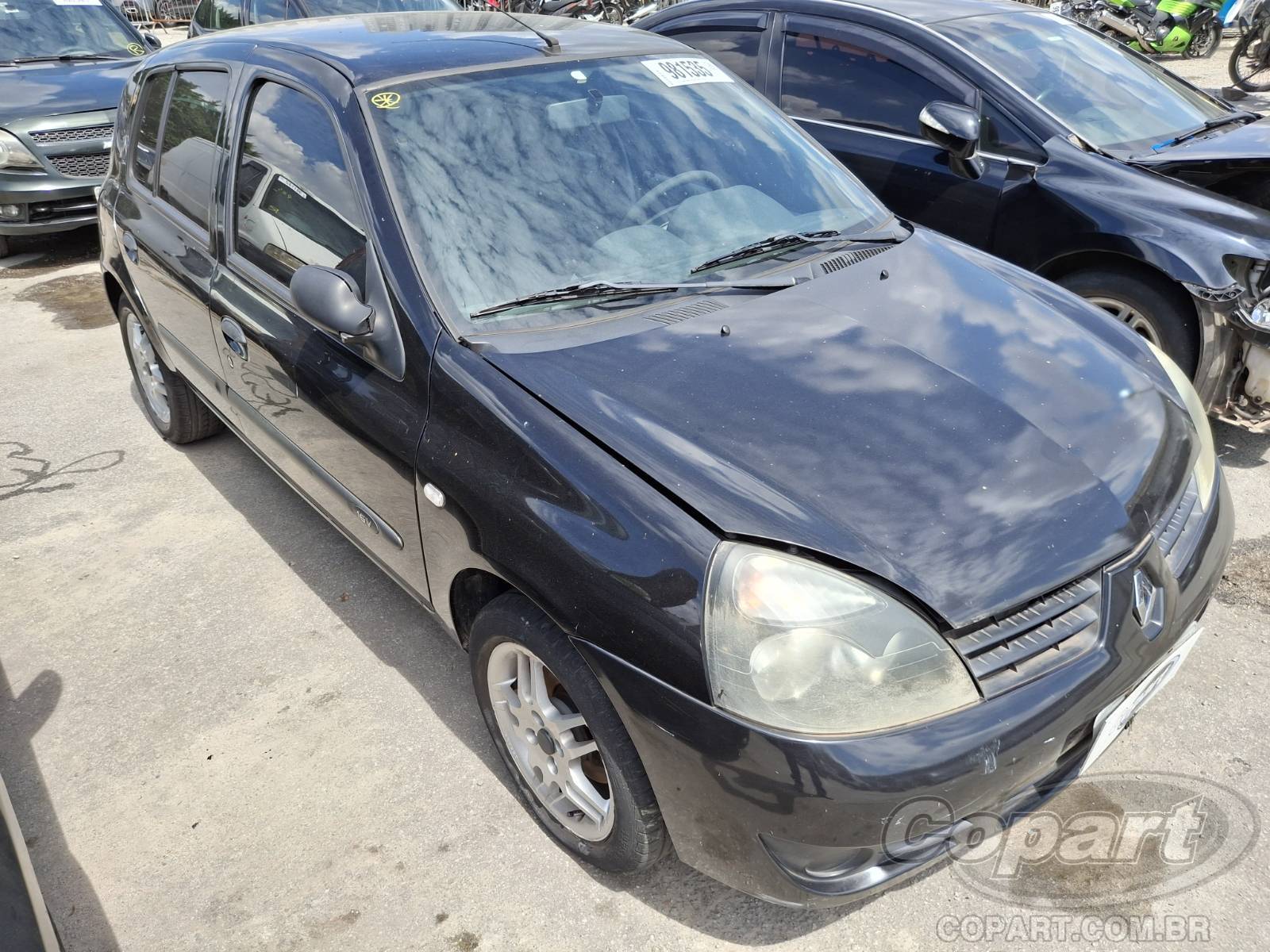 Veículo Renault Clio RENAULT CLIO 1.0 16V HI-FLEX 2011 2011 em leilão