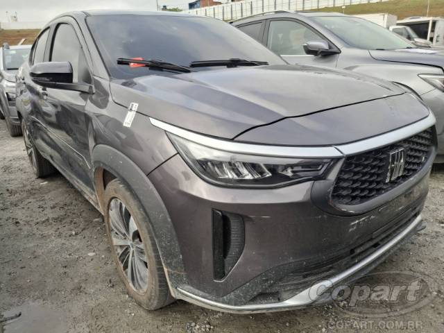2025 FIAT FASTBACK 