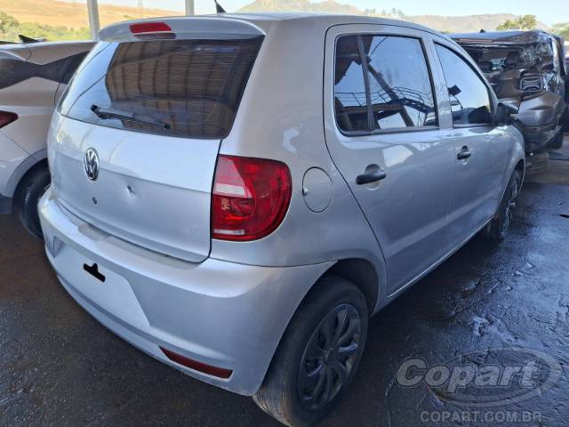 2011 VOLKSWAGEN FOX 