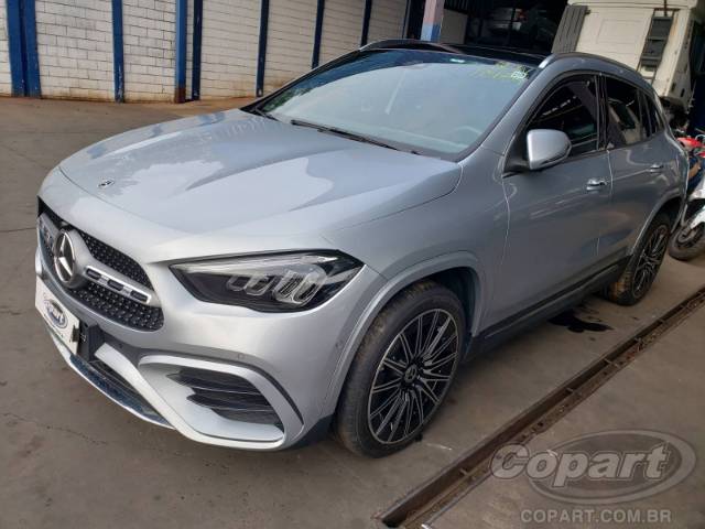 2025 MERCEDES-BENZ GLA 
