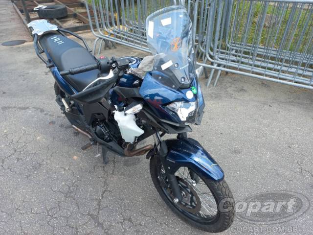 2025 KAWASAKI VERSYS-X 