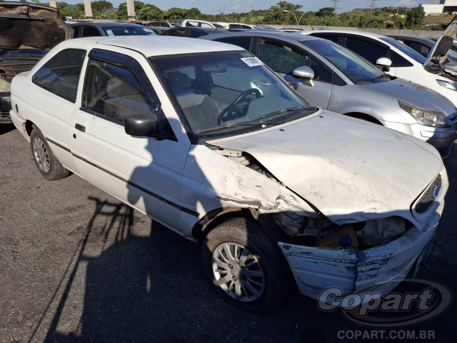 1996 FORD ESCORT