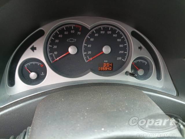 2010 CHEVROLET CORSA SEDAN 