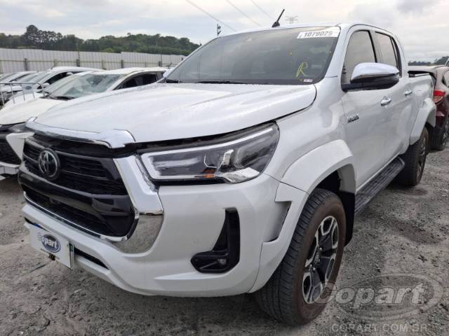 2025 TOYOTA HILUX CD 