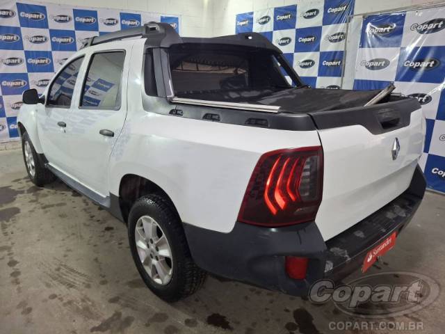 2022 RENAULT DUSTER OROCH 