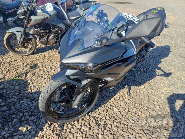 2026 KAWASAKI NINJA 500 