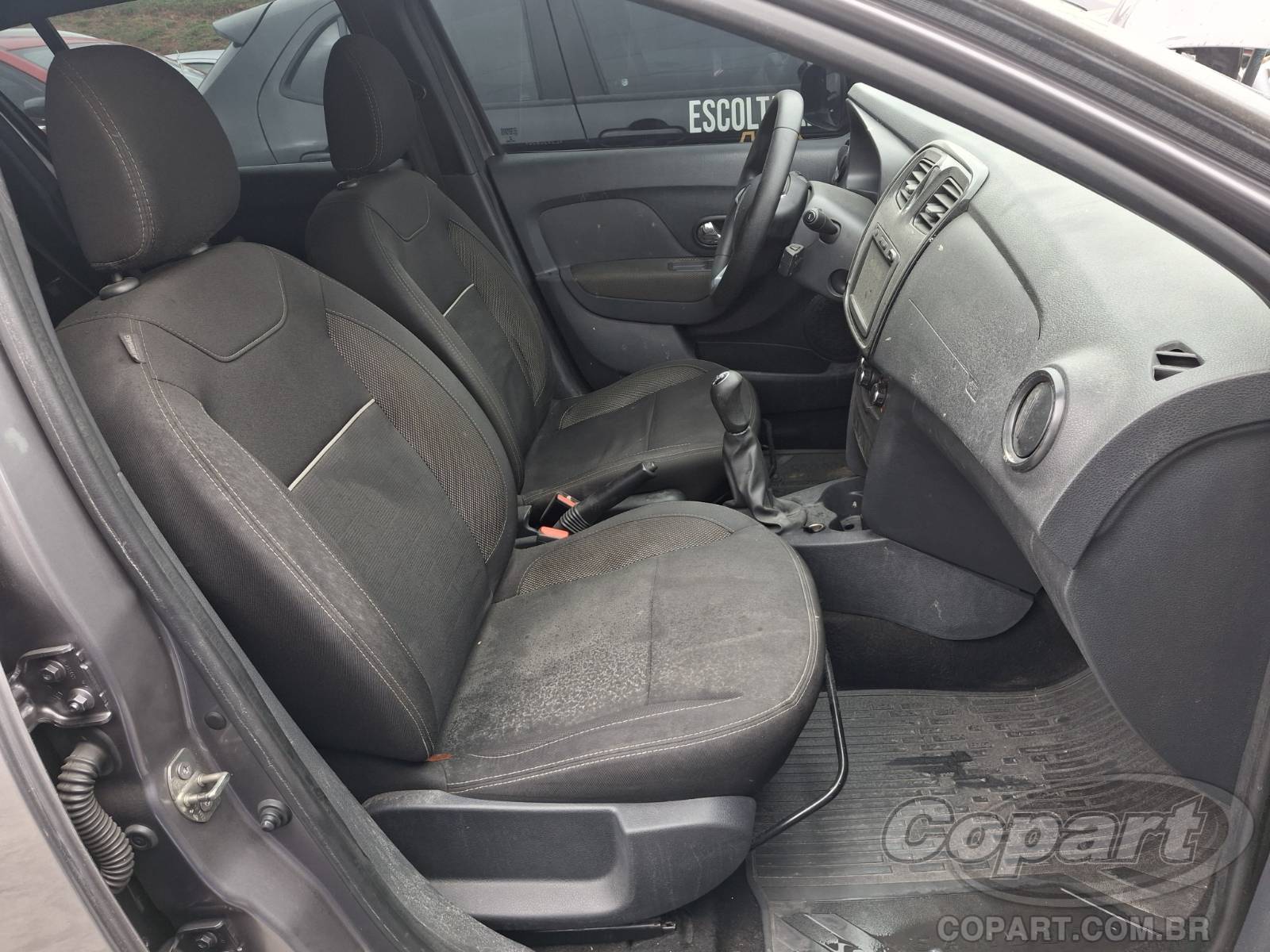 Foto 5: 2020 RENAULT SANDERO