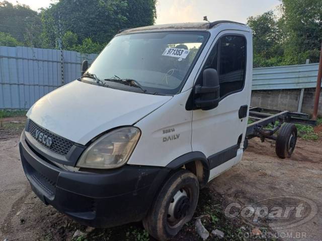 2015 IVECO DAILY CHASSI 