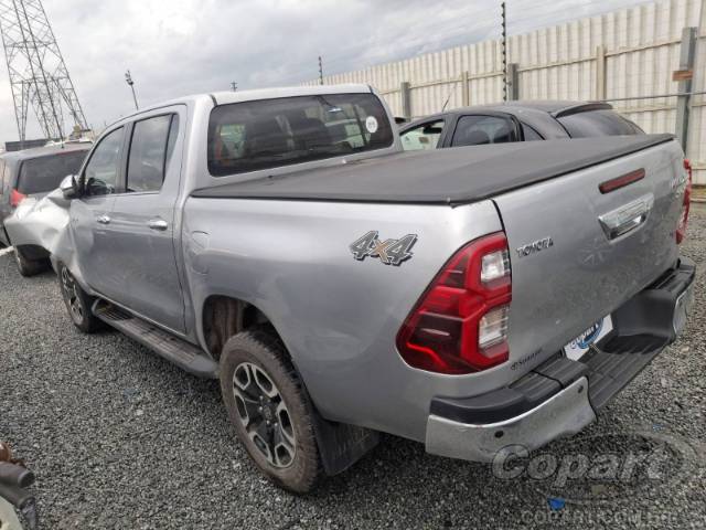 2022 TOYOTA HILUX CD 