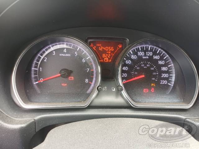 2014 NISSAN VERSA 