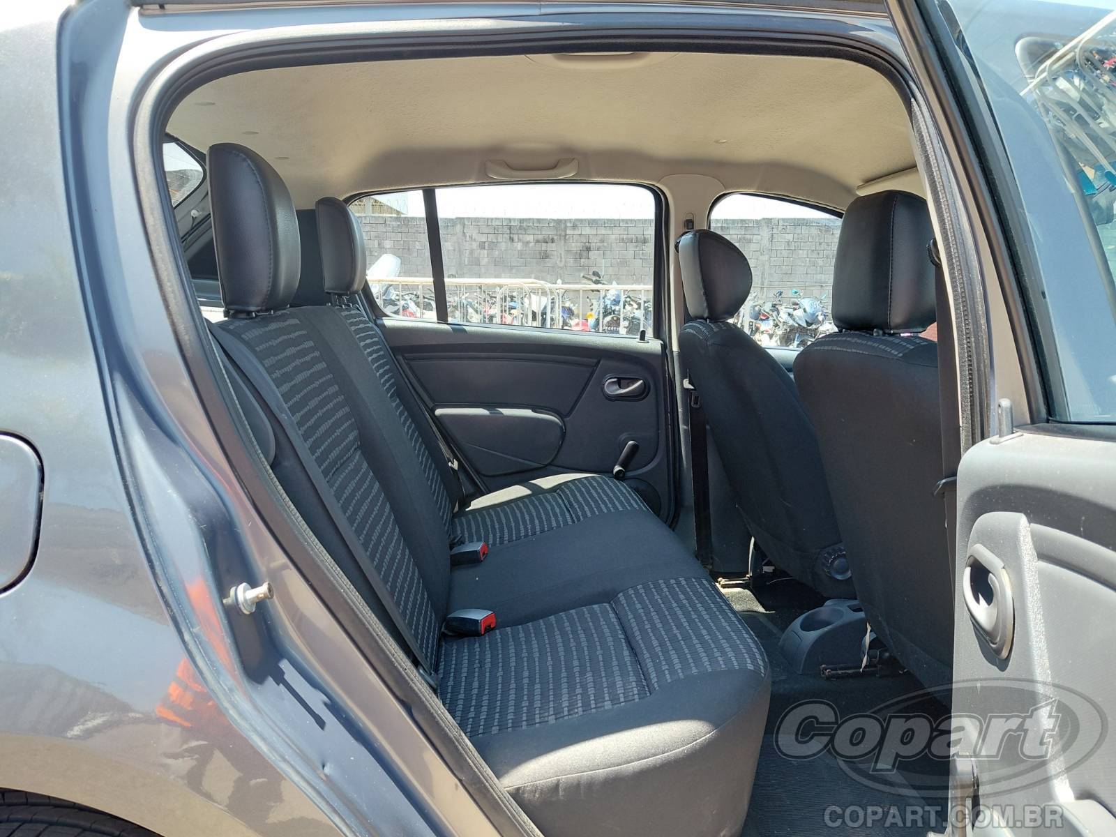 Foto 6 de 10: 2014 RENAULT SANDERO