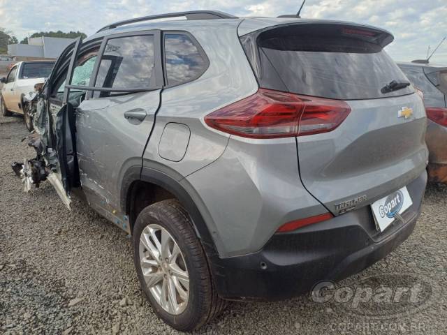 2025 CHEVROLET TRACKER 