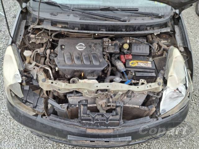 2012 NISSAN LIVINA 