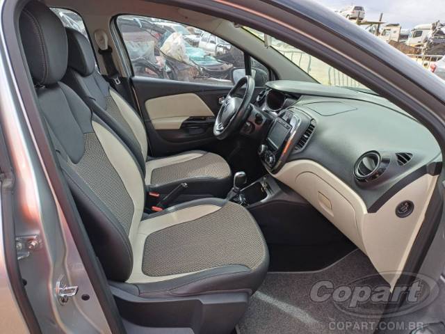 2018 RENAULT CAPTUR 