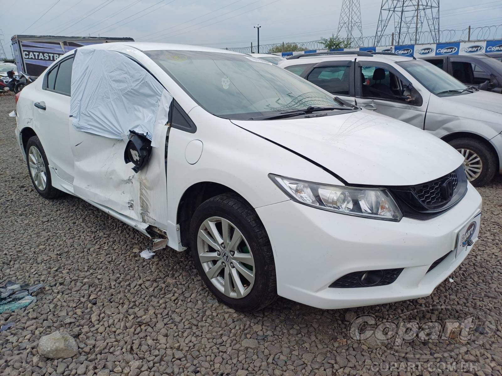 Veículo Honda Civic Honda Civic 1.8 16V i-VTEC 2014 2014 em leilão