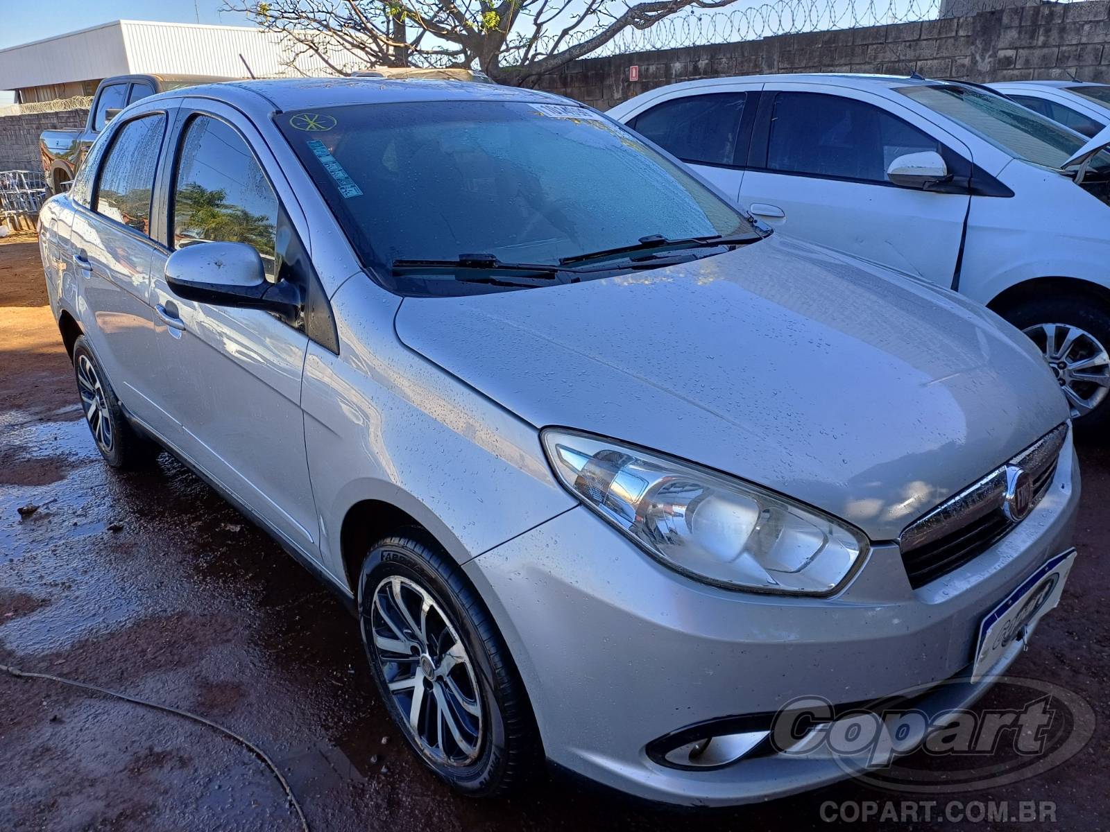 Veículo Fiat Grand Siena FIAT GRAND SIENA ATTRACTIVE 1.4 EVO 2012 2013 em leilão