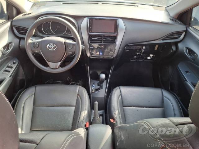 2024 TOYOTA YARIS SEDA 