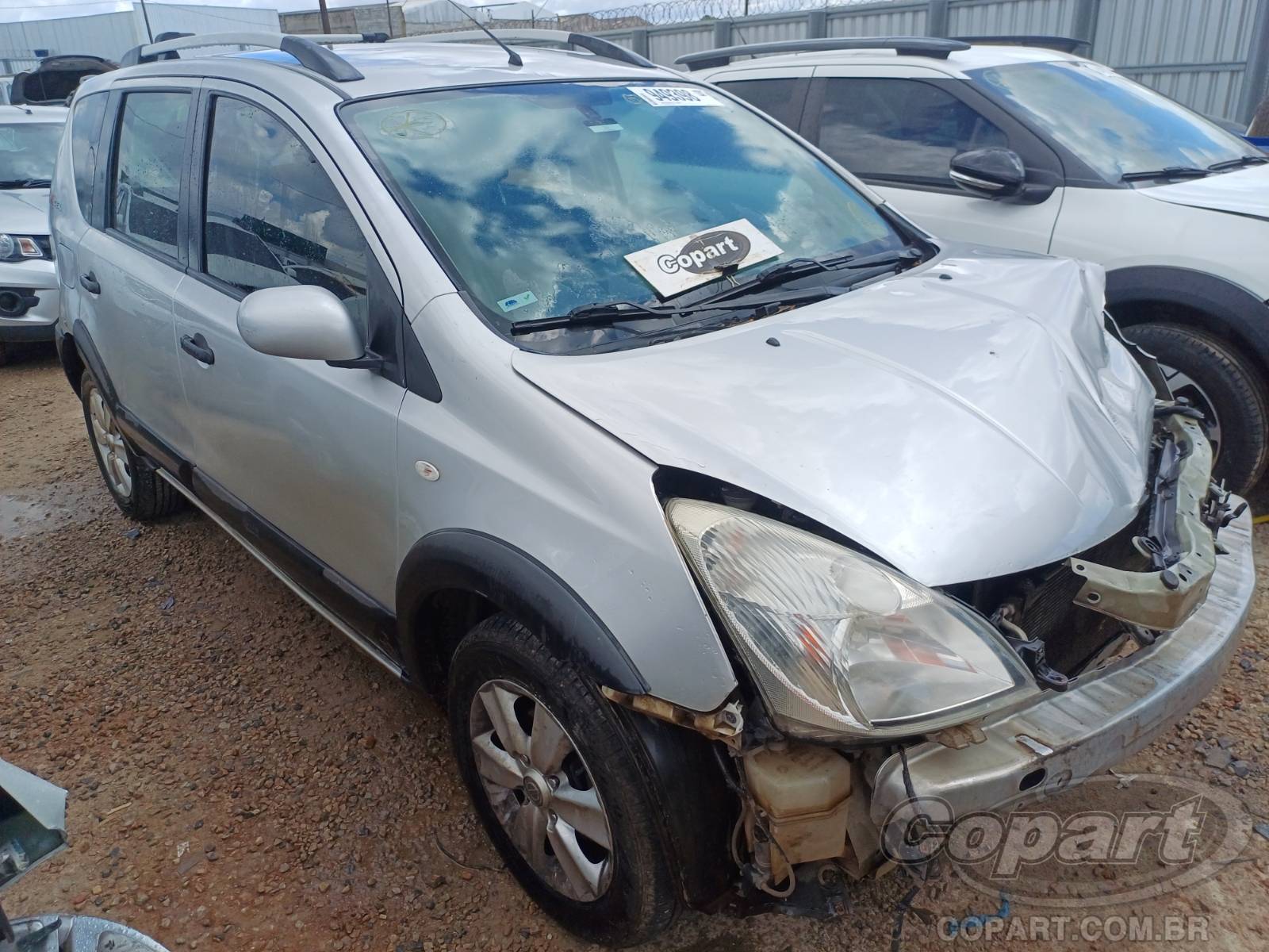 Veículo Nissan Livina Nissan Livina X-Gear SL 1.8 16V 2013 Pequena Monta 2013 em leilão