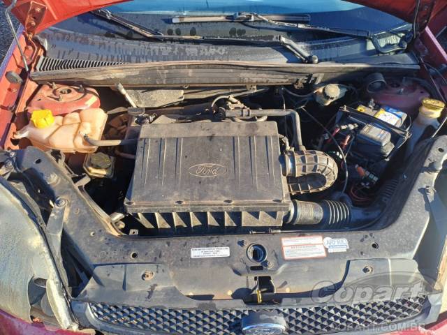 2004 FORD FIESTA 