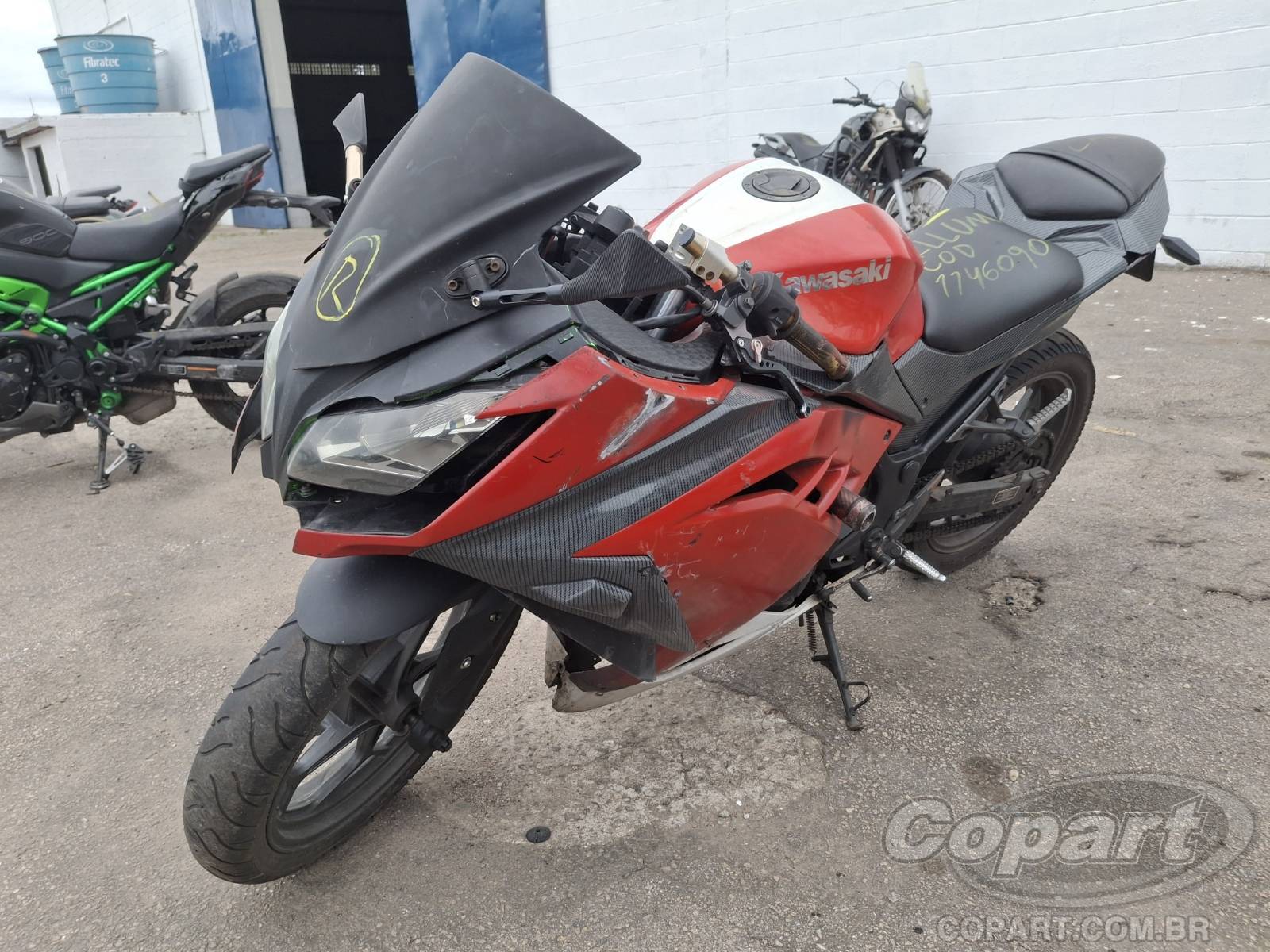 Foto 2: 2014 KAWASAKI NINJA 300