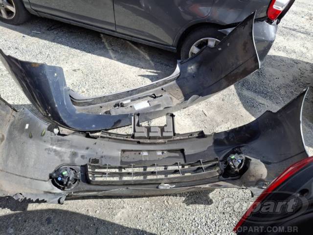 2014 NISSAN GRAND LIVINA 