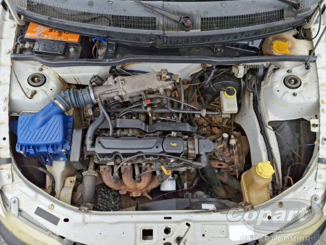 2001 CHEVROLET CELTA 