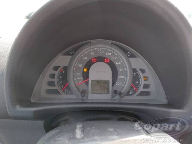 2005 VOLKSWAGEN FOX 