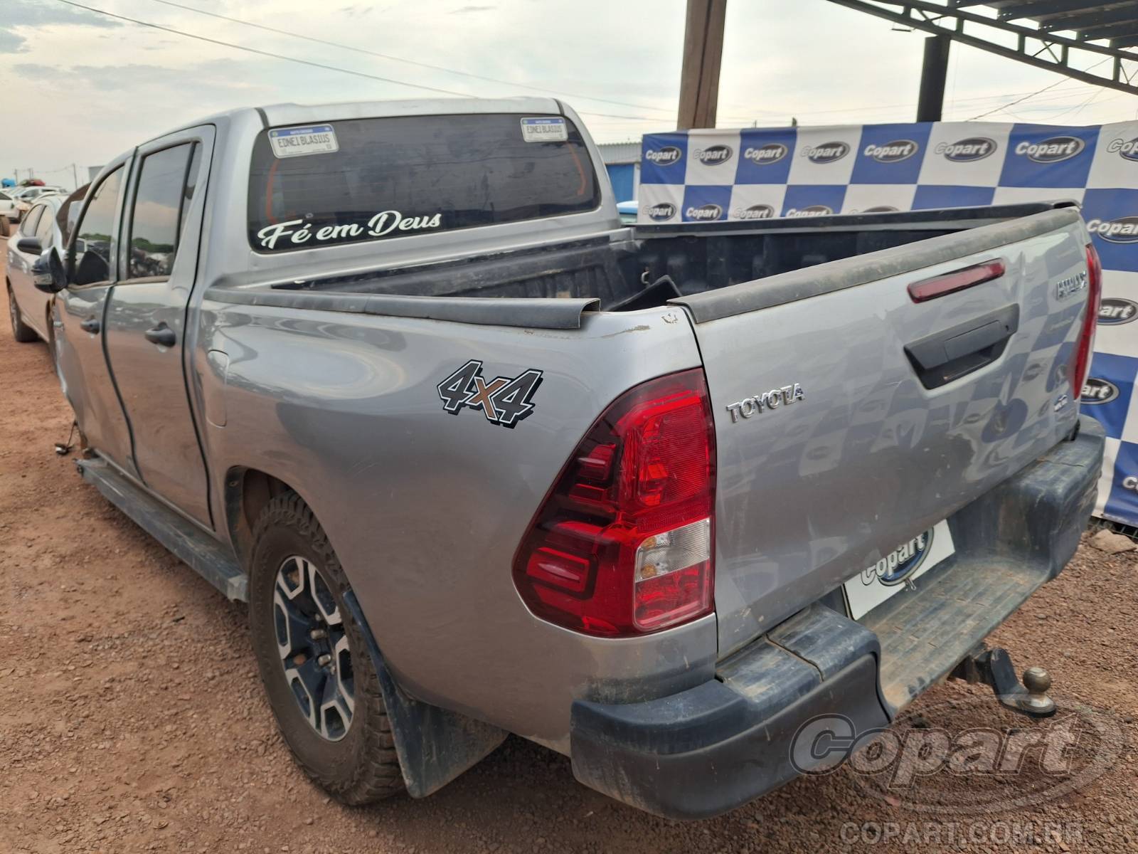 Foto 3: 2024 TOYOTA HILUX CD