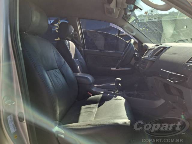 2014 TOYOTA HILUX CD 