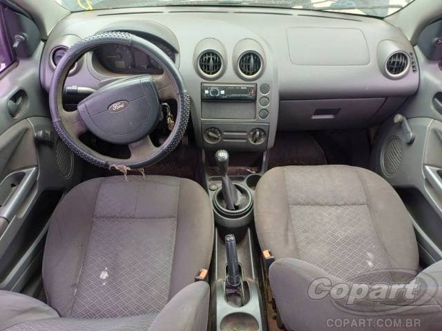 2007 FORD FIESTA SEDAN 