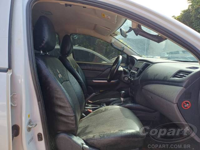 2025 MITSUBISHI L200 TRITON 