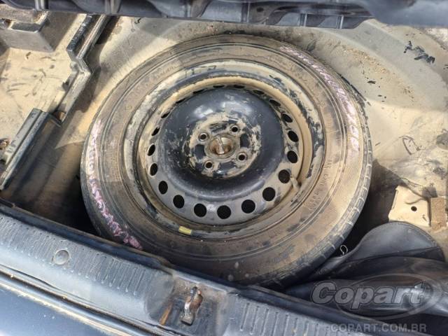 2005 TOYOTA FIELDER 
