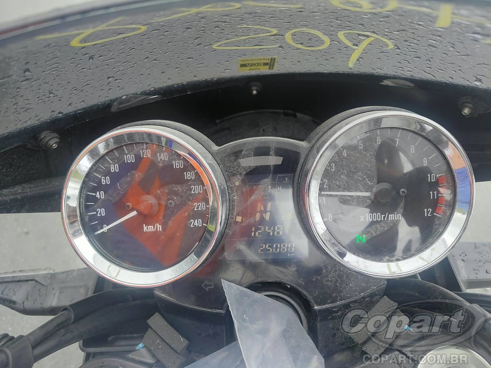 Foto 9 de 10: 2020 KAWASAKI Z900