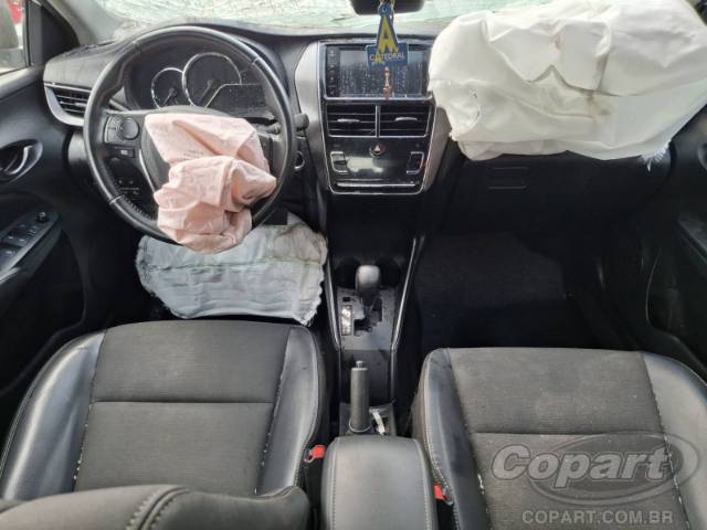 2023 TOYOTA YARIS SEDA 