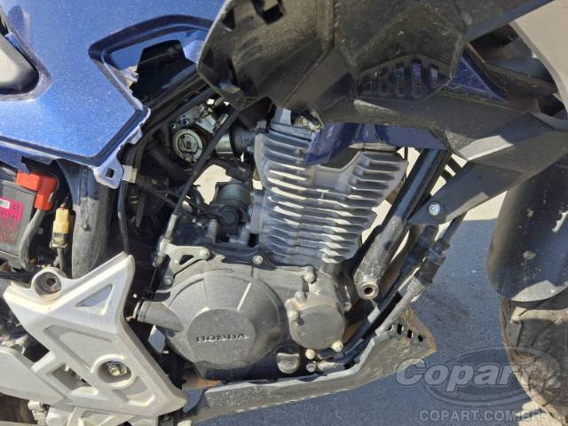 2026 HONDA CB 300F 
