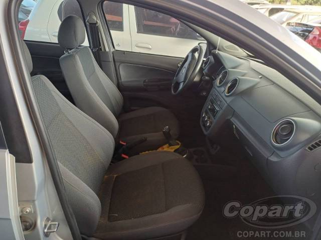 2009 VOLKSWAGEN GOL 