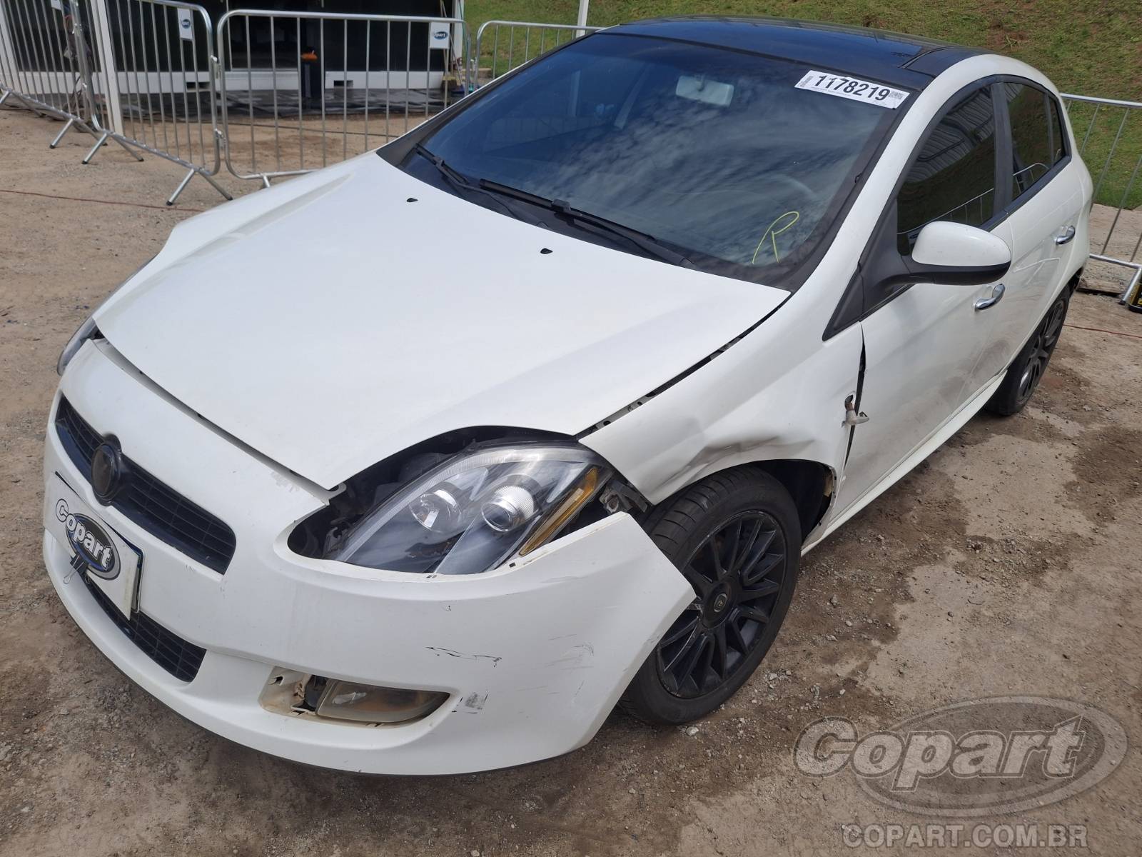 Foto 2: 2012 FIAT BRAVO