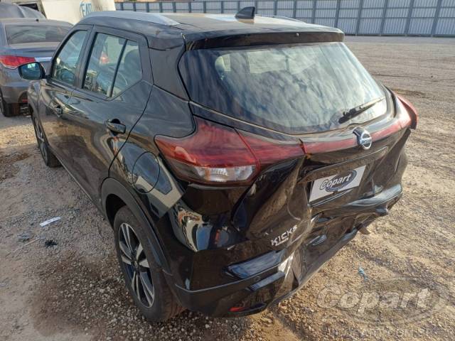 2022 NISSAN KICKS 