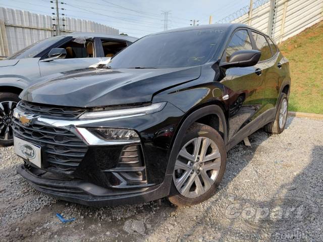 2026 CHEVROLET TRACKER 