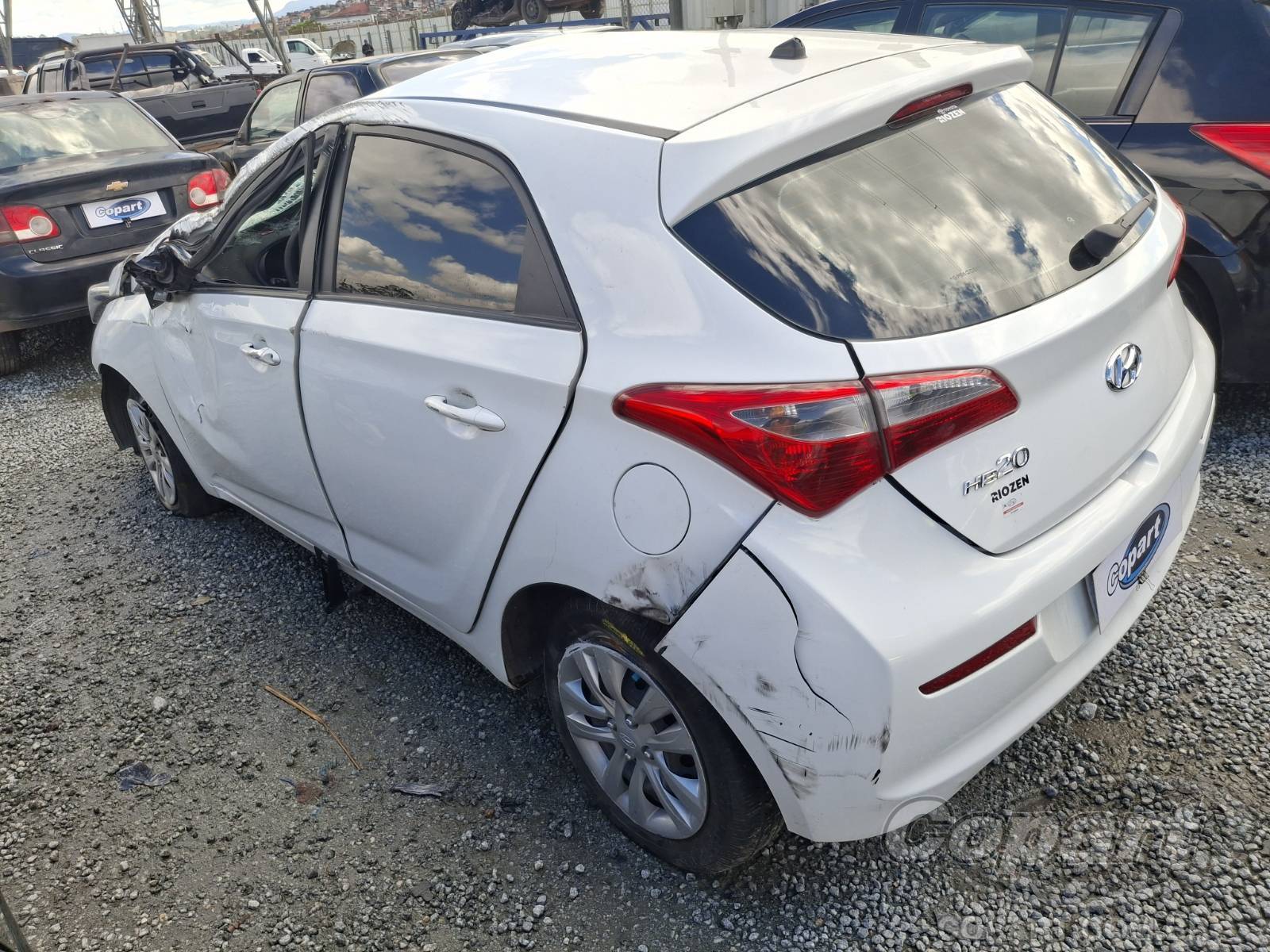 2016 HYUNDAI HB20 — foto 3 de 10